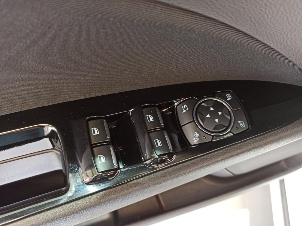 FORD Mondeo 2019 ETIQUETA ECO 167CV Titanium SportBreak - Imagen 19