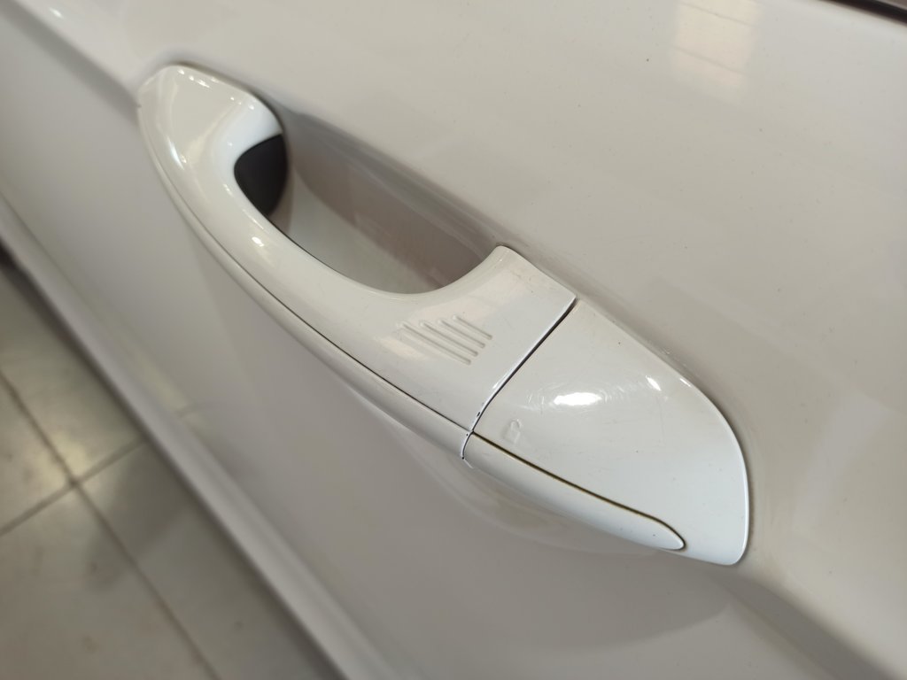 FORD Mondeo 2019 ETIQUETA ECO 167CV Titanium SportBreak - Imagen 25