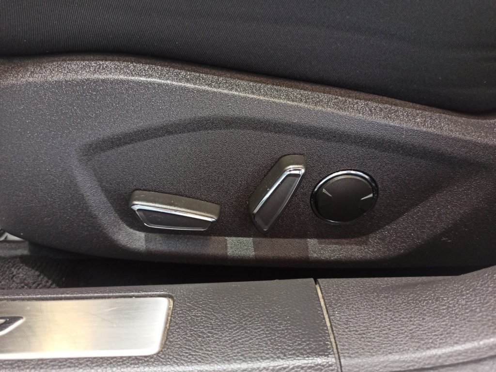 FORD Mondeo 2019 ETIQUETA ECO 167CV Titanium SportBreak - Imagen 29