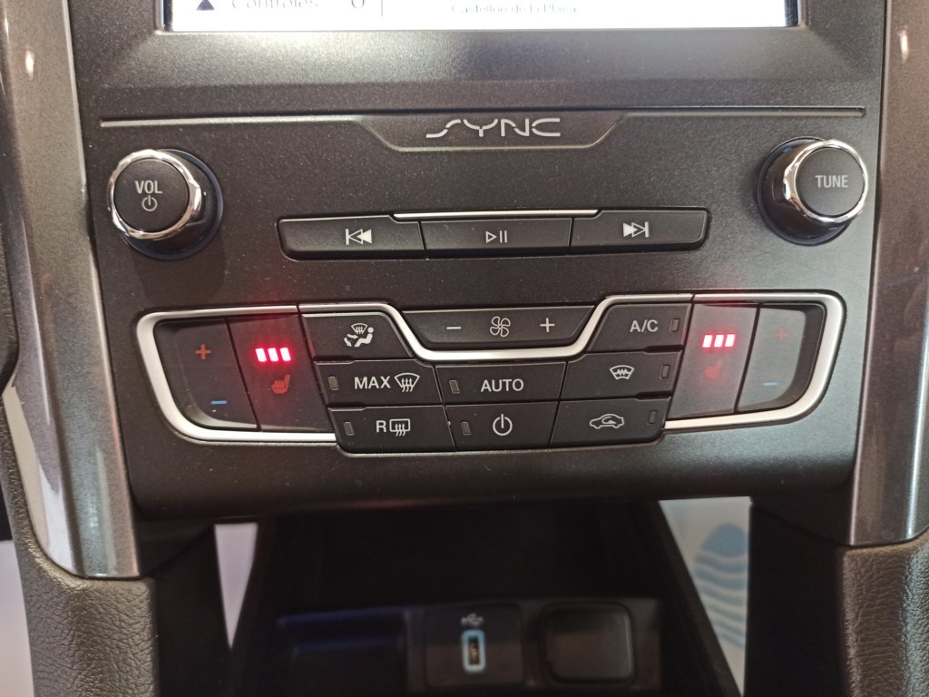 FORD Mondeo 2019 ETIQUETA ECO 167CV Titanium SportBreak - Imagen 33