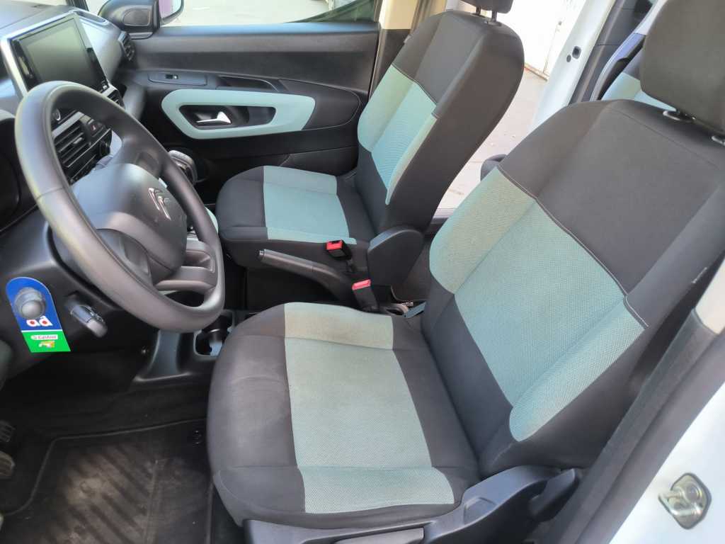 CITROEN Berlingo Talla M BlueHDi 100 SS FEEL - Imagen 8