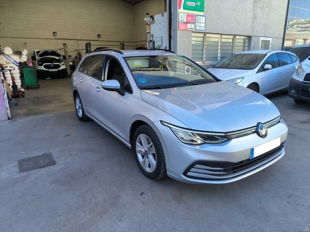 VOLKSWAGEN Golf Life 2.0 TDI 85kW 115CV Variant - Imagen 3