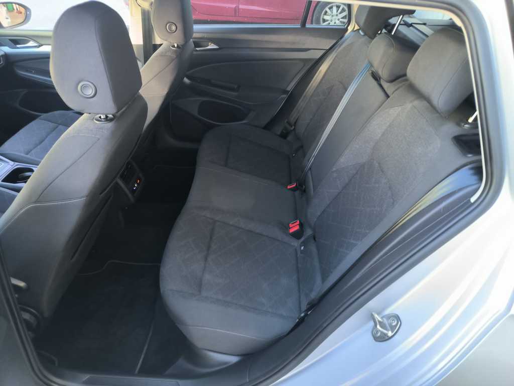 VOLKSWAGEN Golf Life 2.0 TDI 85kW 115CV Variant - Imagen 11