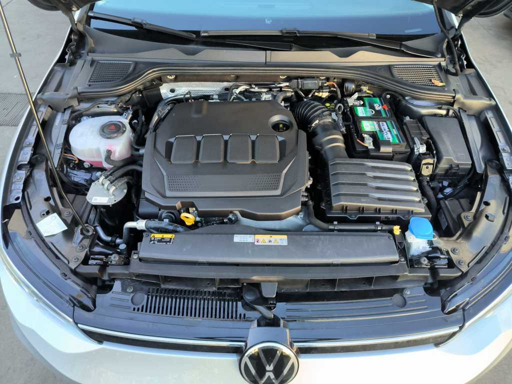 VOLKSWAGEN Golf Life 2.0 TDI 85kW 115CV Variant - Imagen 14
